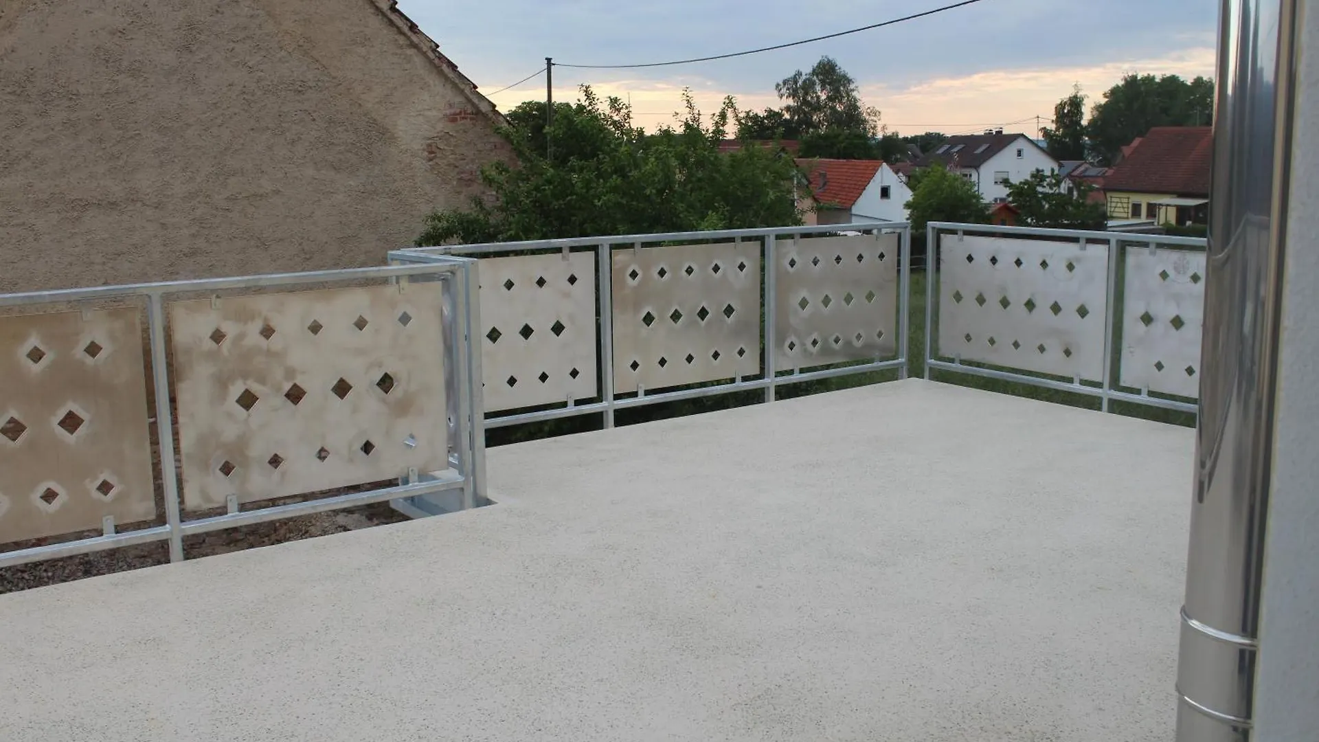 Bed & Breakfast Helmers Gaestehaus Gempfing